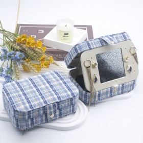 BG-1063 bohemian fabrics jewelry case
