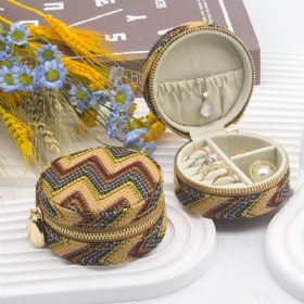 BG-1075 bohemian pattern fabric jewelry box