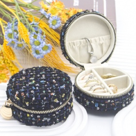 BG-1079 black fabric jewelry box round mini case